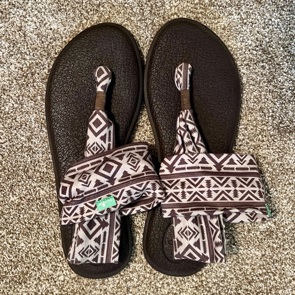 Sanuk Sandals